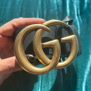 Gucci leather belt. Wide.